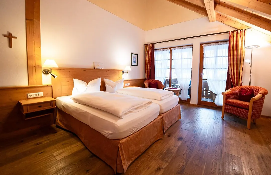 Naturparkhotel Schwarzwaldhaus-1